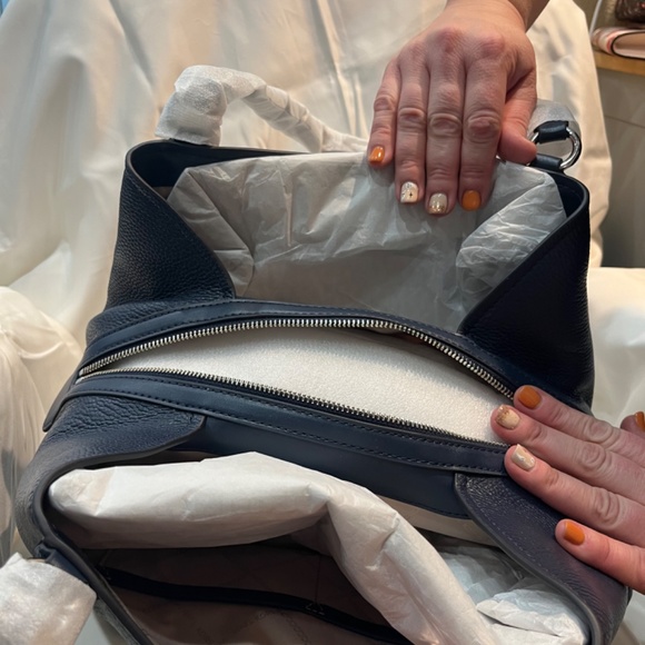 Michael Kors Satchel - Picture 4 of 5